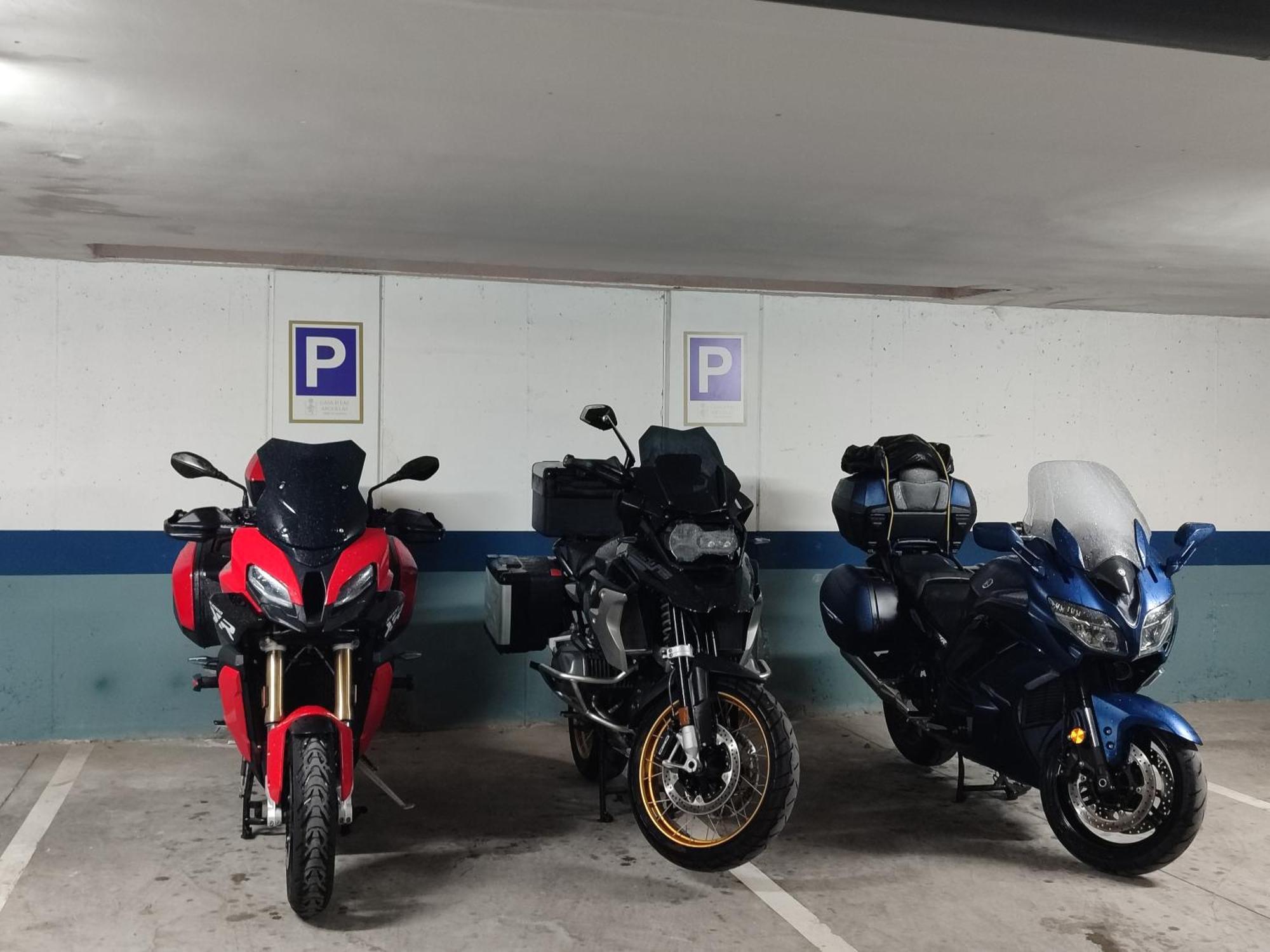 Duplex Casa De Las Argollas Grand Suite Parking Gratis Plasencia Exterior photo